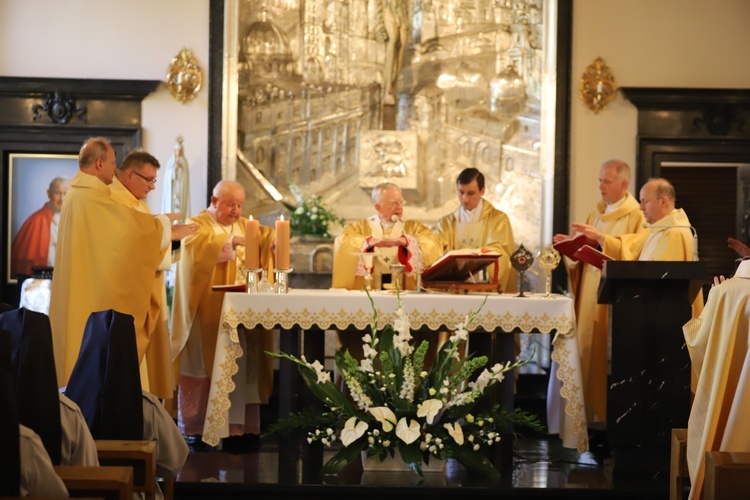 Msza św. w 100-lecie posługi sióstr sercanek na Franciszkańskiej 3