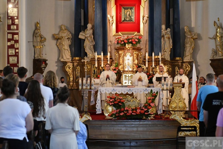 Eucharystia w centrum spotkania młodych