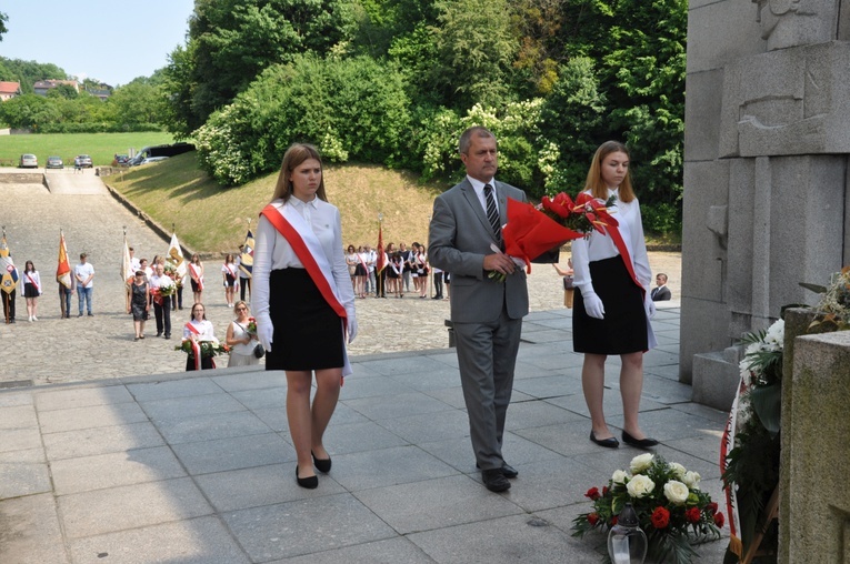 Pielgrzymka szkół im. Powstańców Śląskich na Górę Świętej Anny