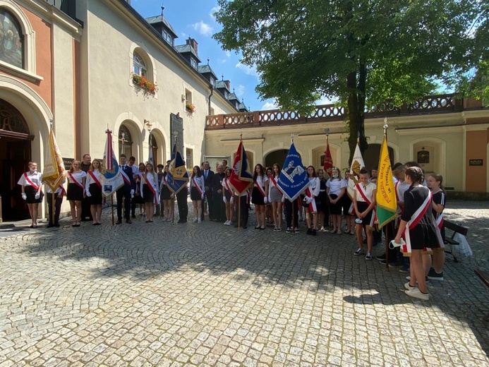 Pielgrzymka szkół im. Powstańców Śląskich na Górę Świętej Anny