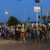 Mężczyźni wyruszyli nocą do Błotnicy po raz 15.