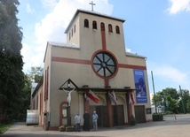 Cykl 100 na 100. Parafia Najświętszej Maryi Panny Wspomożenia Wiernych w Wełnowcu