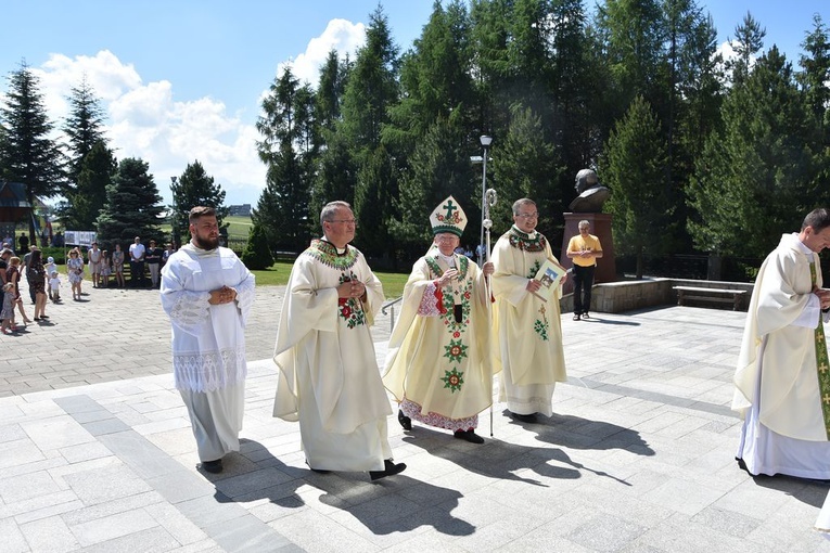 Abp Marek Jędraszewski na Bachledówce 