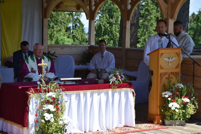 Abp Marek Jędraszewski na Bachledówce 