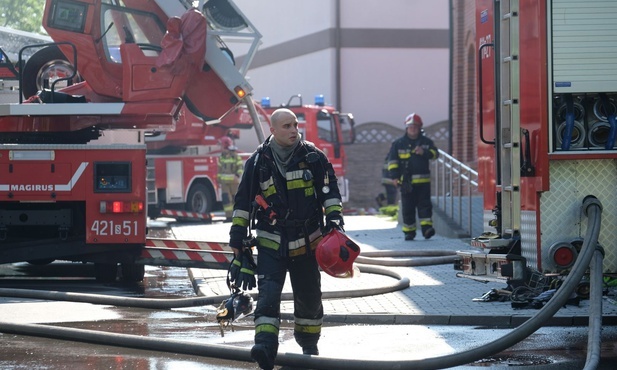 Chorzów: W pogorzelisku strażacy znaleźli zwłoki mężczyzny