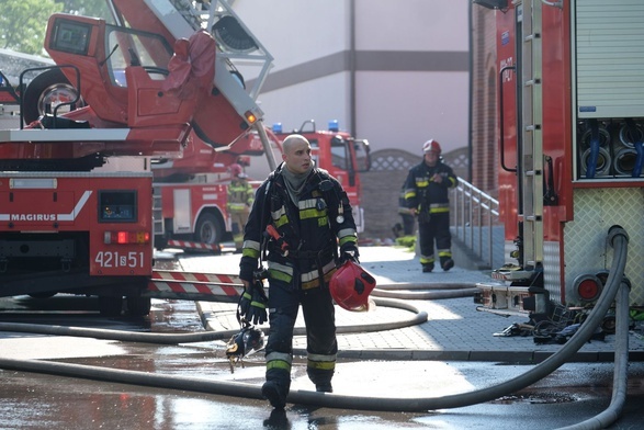 Chorzów: W pogorzelisku strażacy znaleźli zwłoki mężczyzny