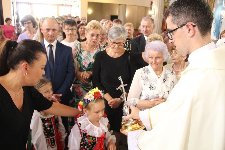 Góra Motyczna. Uroczyste wprowadzenie relikwii św. Jana Pawła II