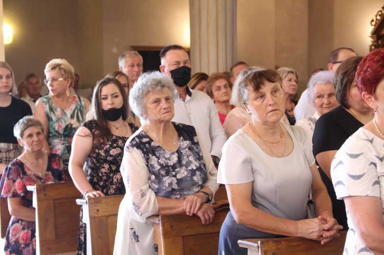 Góra Motyczna. Uroczyste wprowadzenie relikwii św. Jana Pawła II