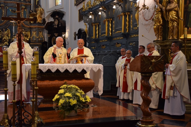 Dąb pamięci i modlitwy za śp bp. Alojzego Orszulika