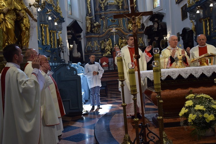 Dąb pamięci i modlitwy za śp bp. Alojzego Orszulika