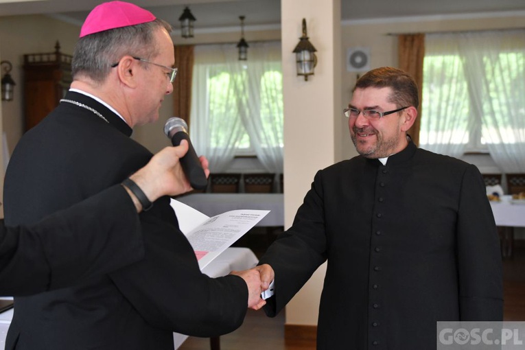 Dekrety dla proboszczów i administratorów