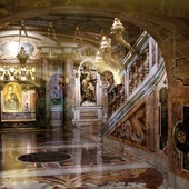 Grób św. Piotra w watykańskiej bazylice.