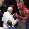 Spiderman na audiencji u papieża. Dostał miejsce w strefie VIP z ważnego powodu