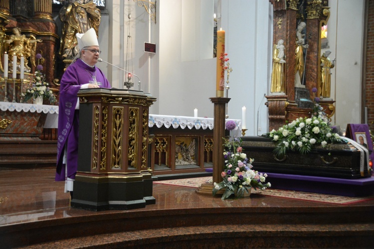 Pogrzeb śp. ks. infułata Edmunda Podzielnego