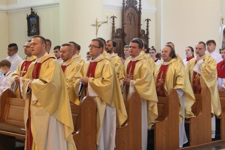 Pielgrzymka ministrantów i lektorów do Wąwolnicy