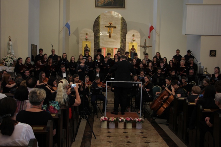 Skierniewice. Premiera Oratorium "Otwórzcie drzwi Chrystusowi" 