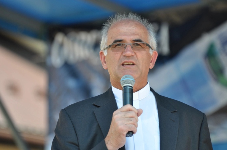 ks. prał. Marek Mroczek.