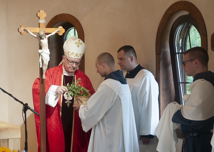 Otwarcie Pustelni Bożego Miłosierdzia, cz. 1