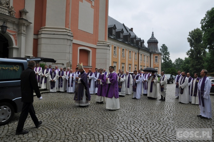 Msza św. żałobna za śp. ks. Chlewińskiego