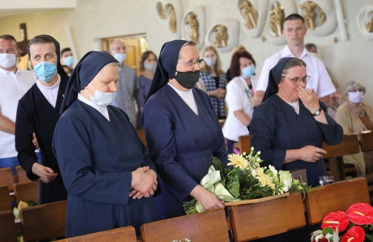 Pożegnanie sióstr szarytek w Bystrej Krakowskiej