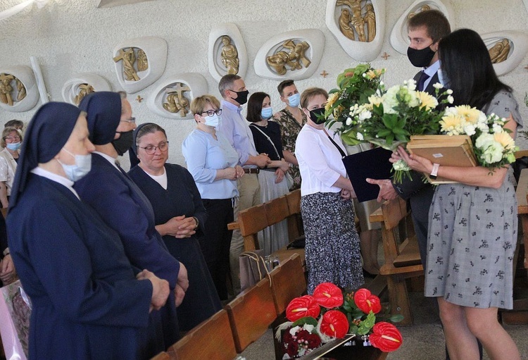 Pożegnanie sióstr szarytek w Bystrej Krakowskiej