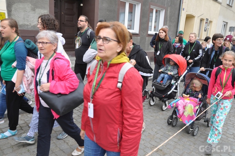 Otyń. Wyruszyła pielgrzymka rolników