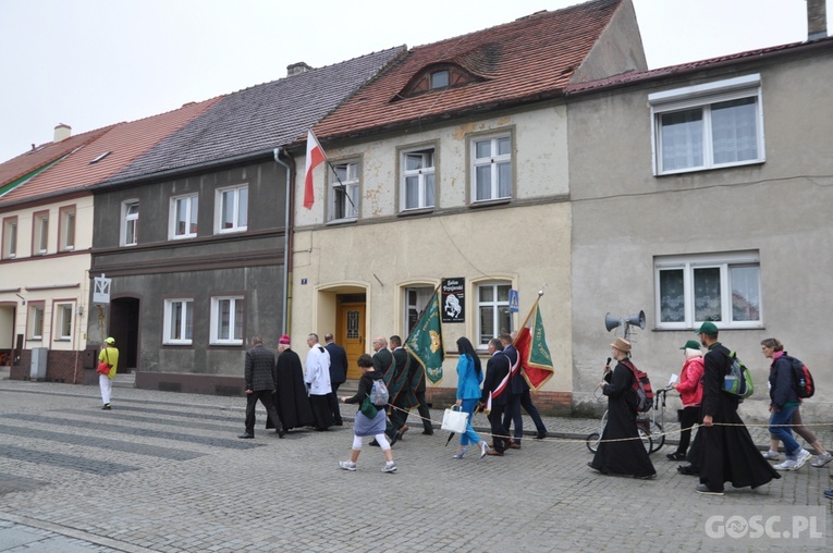 Otyń. Wyruszyła pielgrzymka rolników