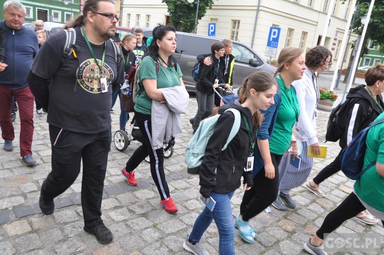 Otyń. Wyruszyła pielgrzymka rolników