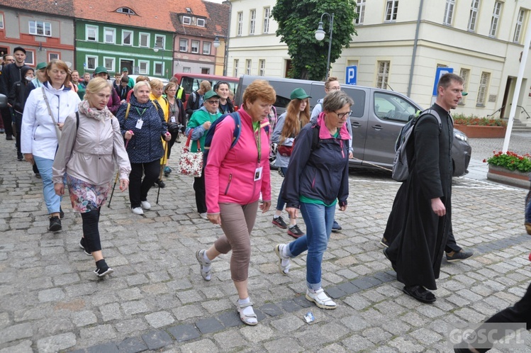 Otyń. Wyruszyła pielgrzymka rolników