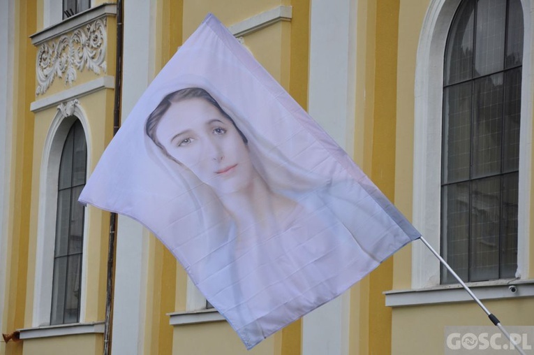 Głogów. Wojownicy Maryi szli przez miasto