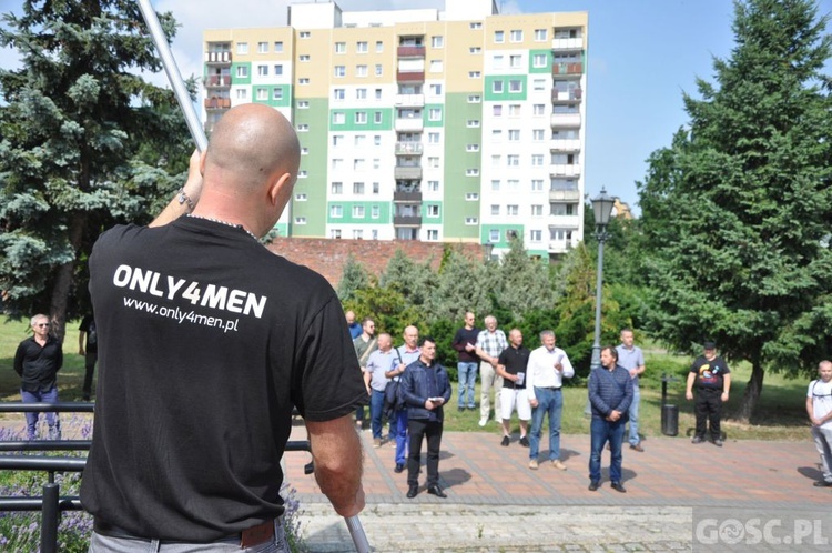 Głogów. Wojownicy Maryi szli przez miasto