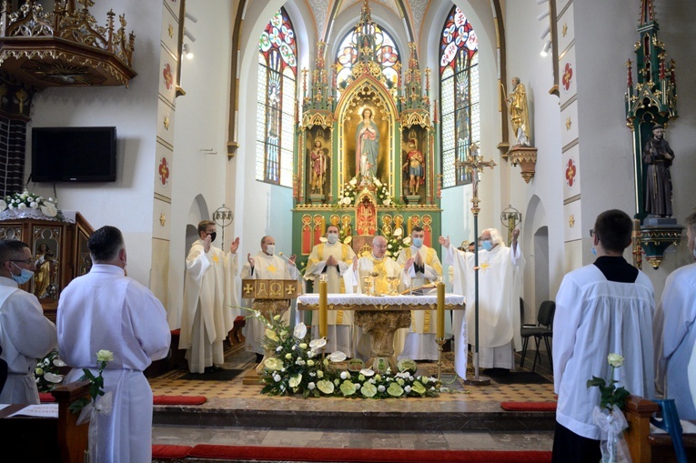 100-lecie parafii w Chrząstowicach