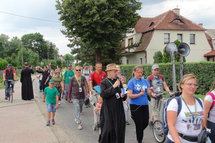 38. Piesza Pielgrzymka z Otynia na Jasną Górę