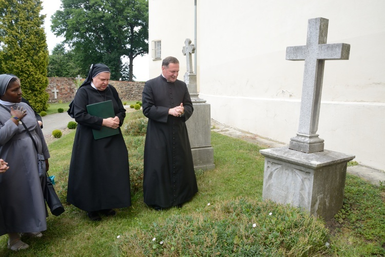 Siostry Maryi Niepokalanej w rodzinnej parafii ks. Jana Schneidera