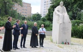 Katowice. Wystawa plenerowa poświęcona kard. S. Wyszyńskiemu