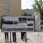 Katowice. Wystawa plenerowa poświęcona kard. S. Wyszyńskiemu