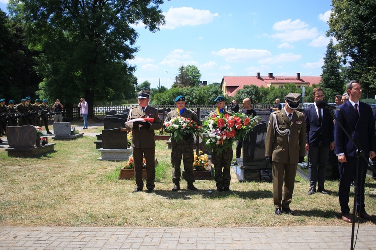 Pogrzeb 5 bezimiennych powstańców śląskich