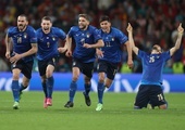 Włochy nie do zatrzymania, czwarty finał "Azzurrich"