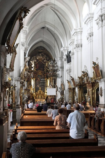 Trzebnica - sanktuarium świętej Jadwigi Śląskiej.