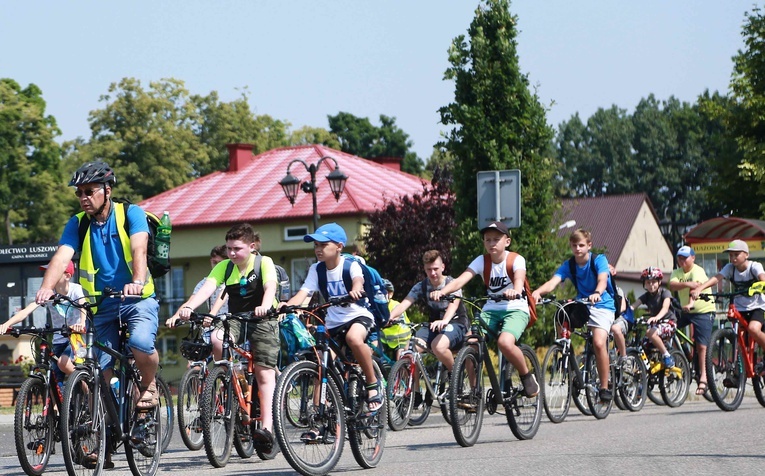 Rowerowa pielgrzymka LSO do Luszowic