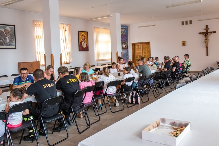Rowerami z Borek do Luszowic