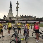  Rowerem do tronu Matki Bożej 