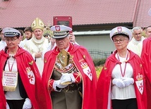 	W czasie jubileuszu do kościoła zostały wprowadzone relikwie patrona parafii, św. Stanisława biskupa i męczennika.