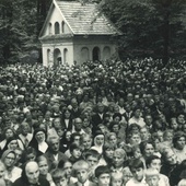 Odpust Wniebowzięcia NMP z 15 sierpnia 1971 r. na Kalwarii Wejherowskiej przyciągnął prawdziwe tłumy.