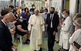 Papież u dzieci chorych na raka