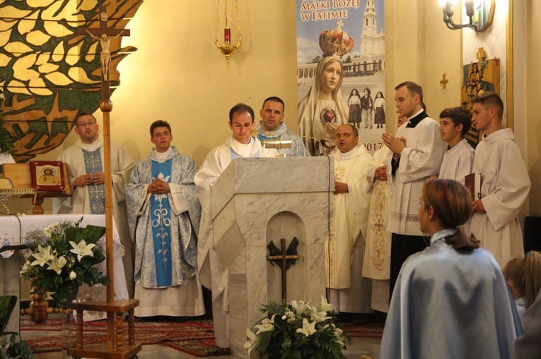 Strzyganiec. Pielgrzmka z Trzetrzewiny