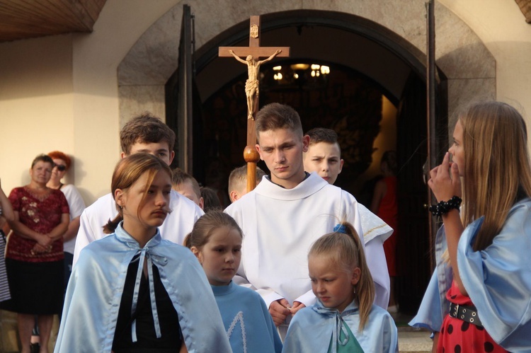 Strzyganiec. Pielgrzmka z Trzetrzewiny