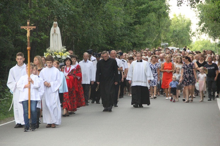 Strzyganiec. Pielgrzmka z Trzetrzewiny