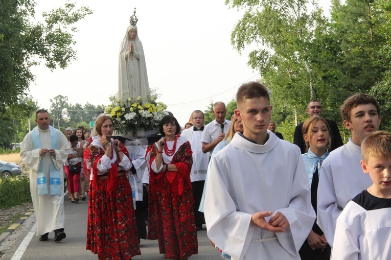 Strzyganiec. Pielgrzmka z Trzetrzewiny