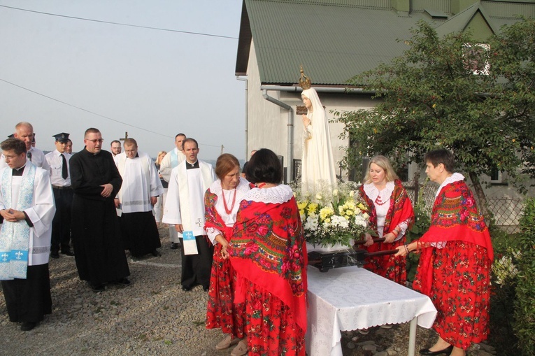 Strzyganiec. Pielgrzmka z Trzetrzewiny